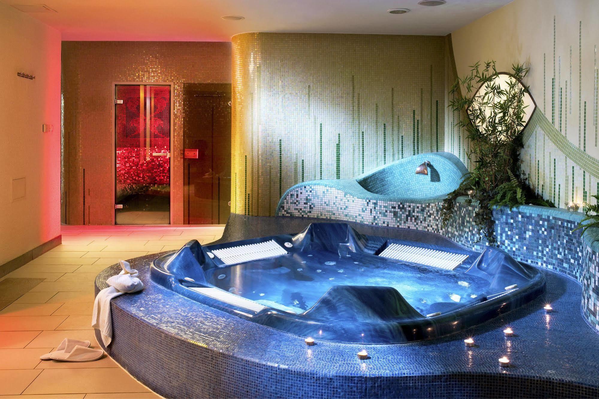 Wellness Hotel Diplomat Rajecké Teplice Esterno foto